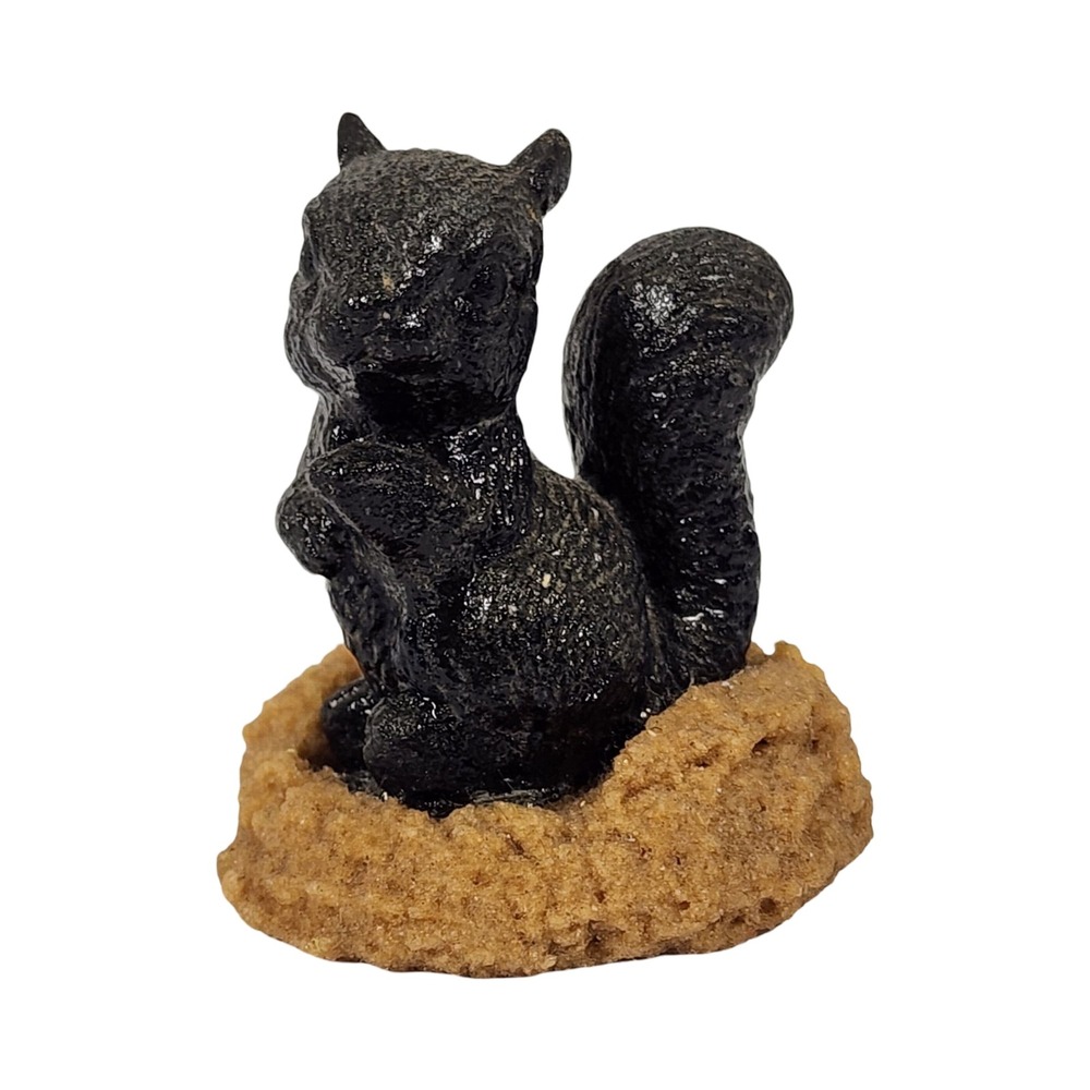 Handcrafters Florida Beach‎ Sand Black Squirrel Figurine Handmade Souvenir 2.5"
